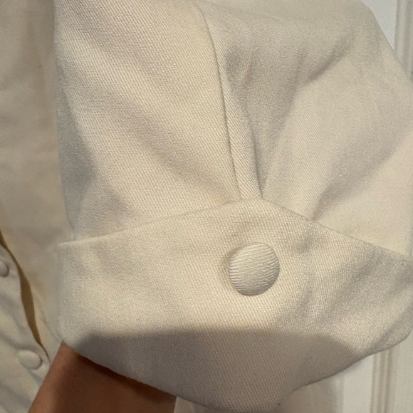 Unique Vintage Cream Button-Up Top - Picture 2 of 6